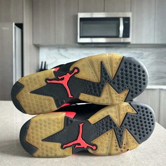 Jordan 6 Infared - Picture 4 of 4